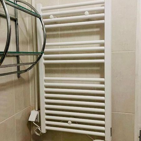 Exceptional Apartment With 2 Bedrooms Near The Sea Пула Екстериор снимка