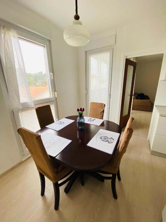 Exceptional Apartment With 2 Bedrooms Near The Sea Пула Екстериор снимка