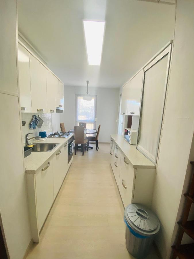 Exceptional Apartment With 2 Bedrooms Near The Sea Пула Екстериор снимка